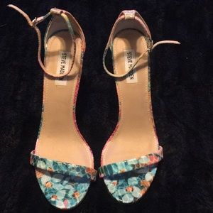 Steve Madden sandals